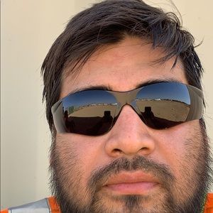 Meet your Posher, Leonel